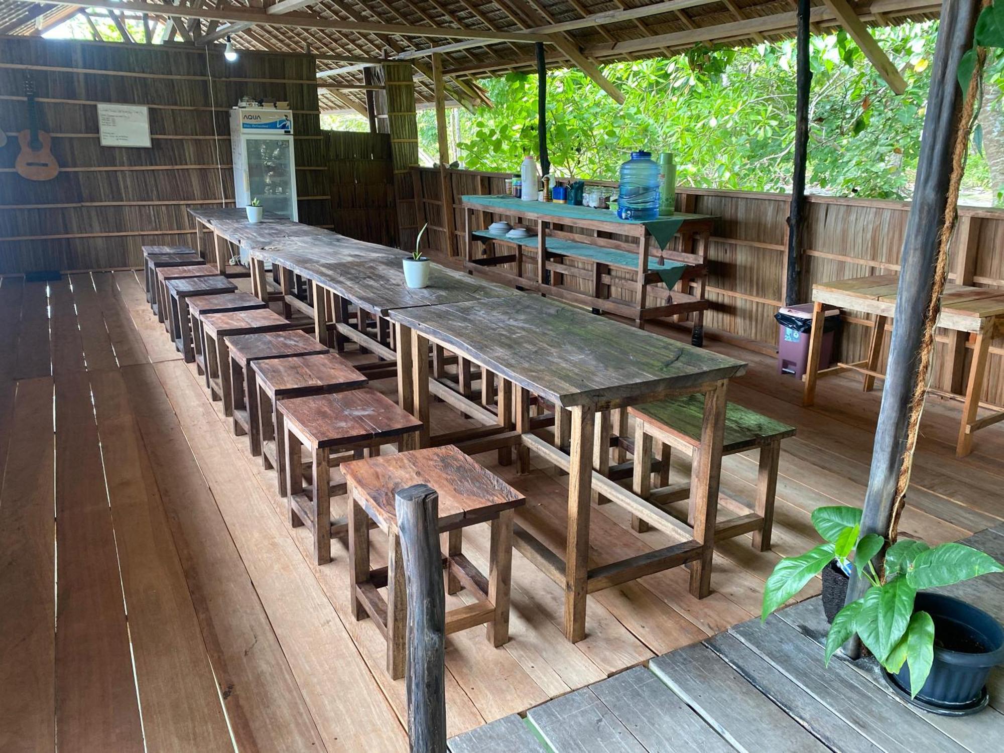 Kri Mansuar Raja Ampat Bungalows מראה חיצוני תמונה