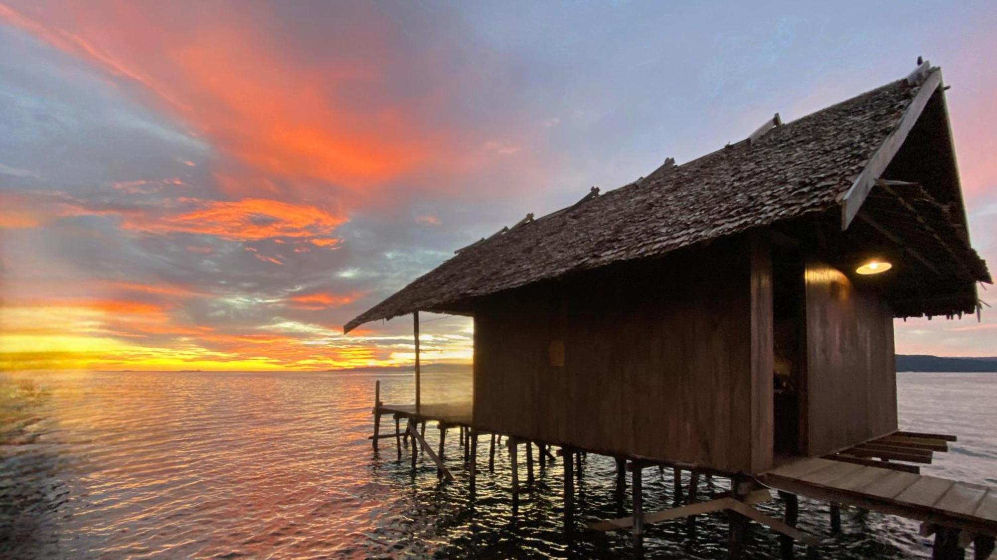 Kri Mansuar Raja Ampat Bungalows מראה חיצוני תמונה